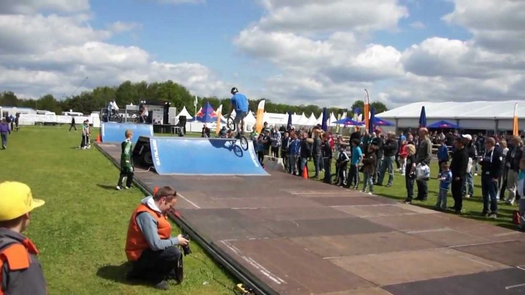 2012-05-13 BMX supercross Papendal Freestyle BMX.mpg