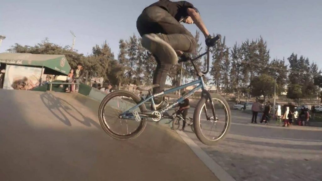BMX - TRIP MOQUEGUA - 4TO CAMPEONATO DE SKATEBOARDING MOQUEGUA