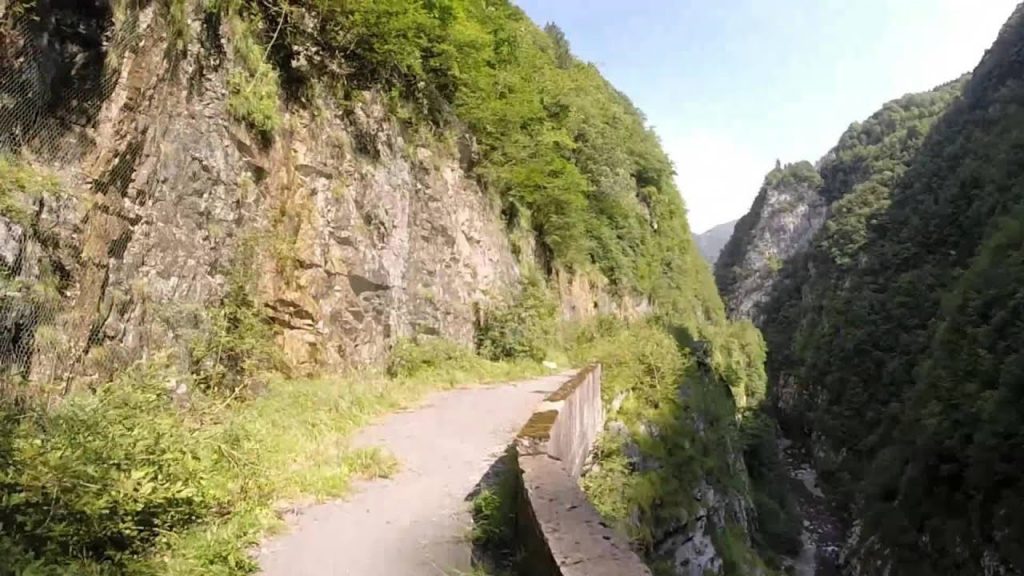 Bike climbing 'Via Mala' to Schilpario. Percorso di montagna MTB in valle di Scalve