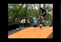 Bmx Stunts 2014  /bmx tricks