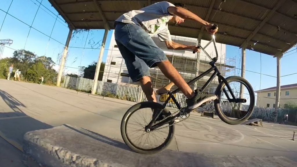 Bmx tricks Cwb