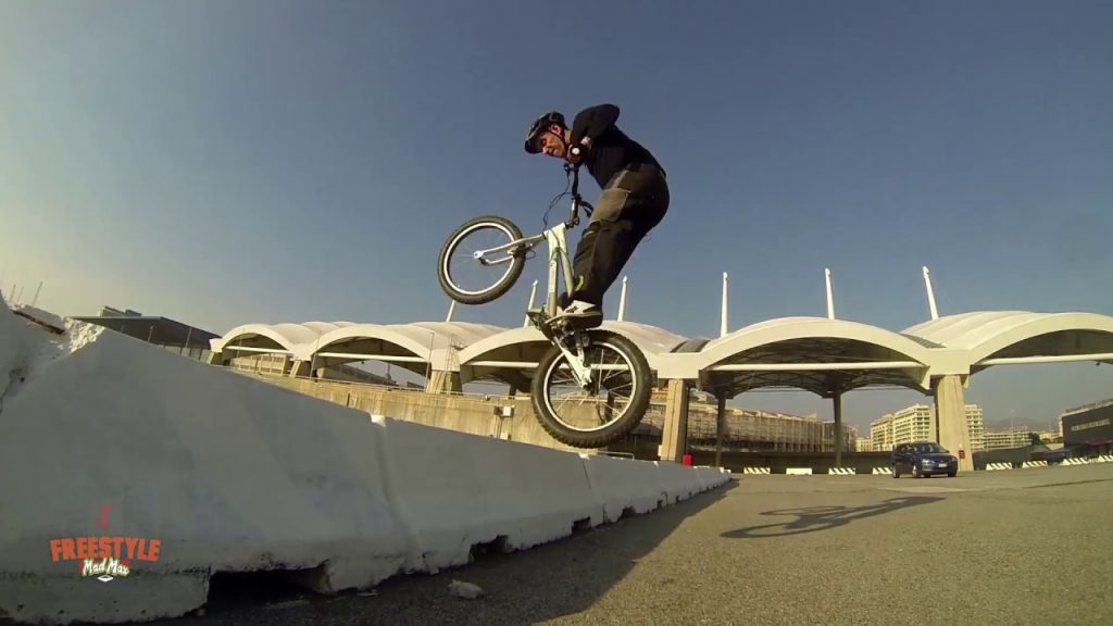CRAZY BIKE   - Max Cuciti