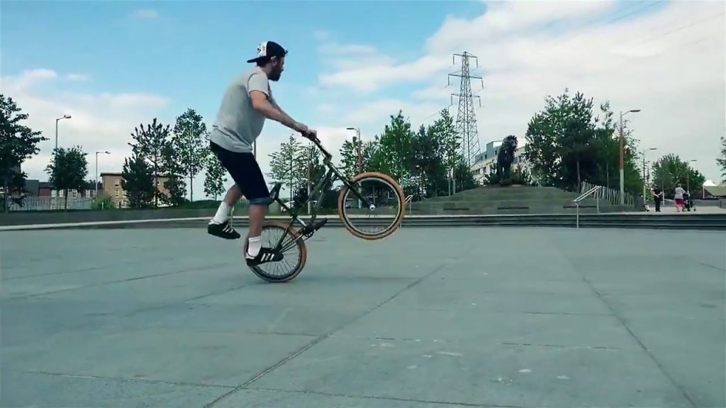 Deaf Bmx flatland - CS Lewis Square Belfast
