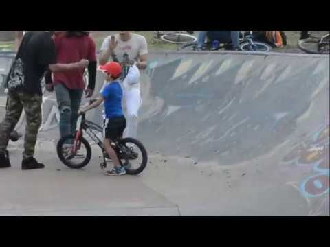 Escuela tripas BMX Cali, freestyle, Park, Street