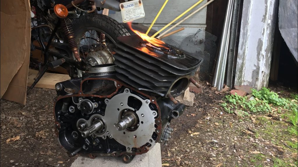 Kawasaki Rat Rod Build Part 1 - Freeing the Piston