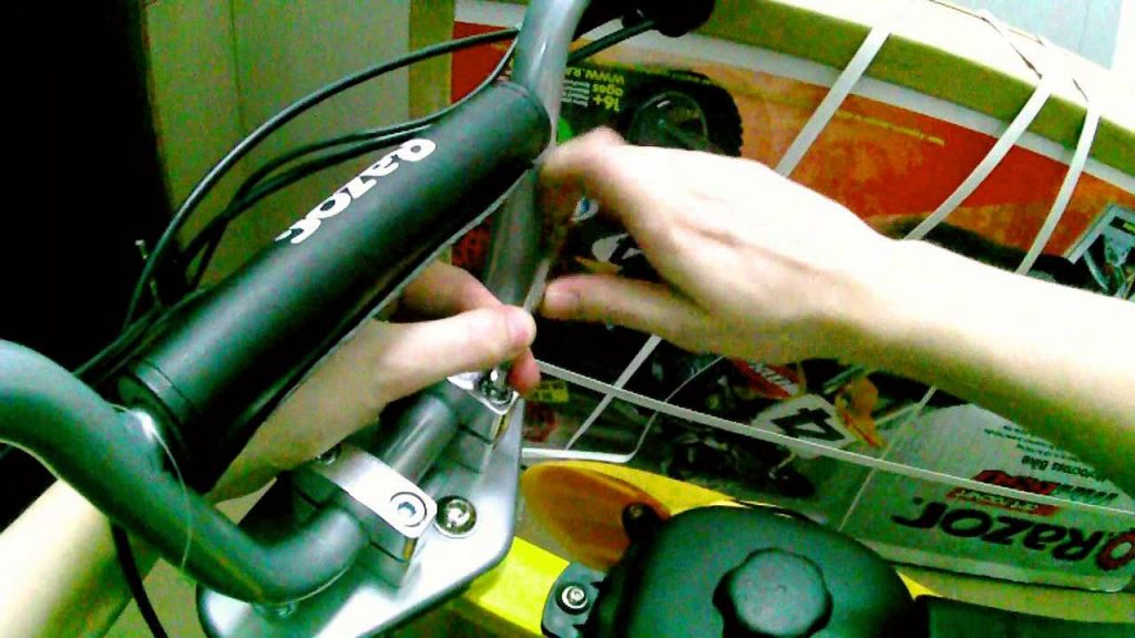 Unboxing & Assembling - Razor MX650 Dirt Rocket