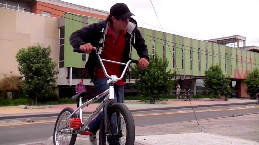 Alex Perdigon Street Bmx