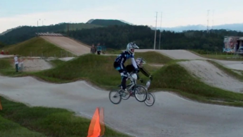 BMX RACE LUKIE BROTHERS