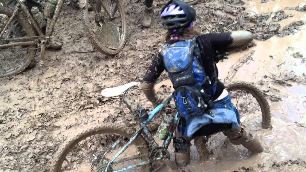 Punk Bike Enduro 2011 - A Mud Puddle