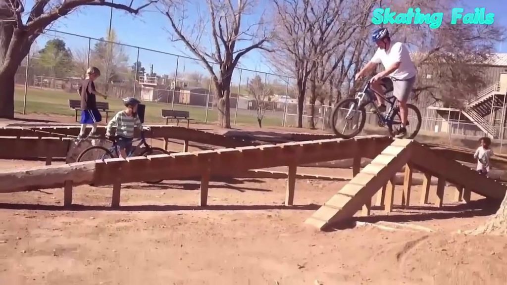 Ultimate Bike & BMX Fails Compilation - Funny Fails 2016