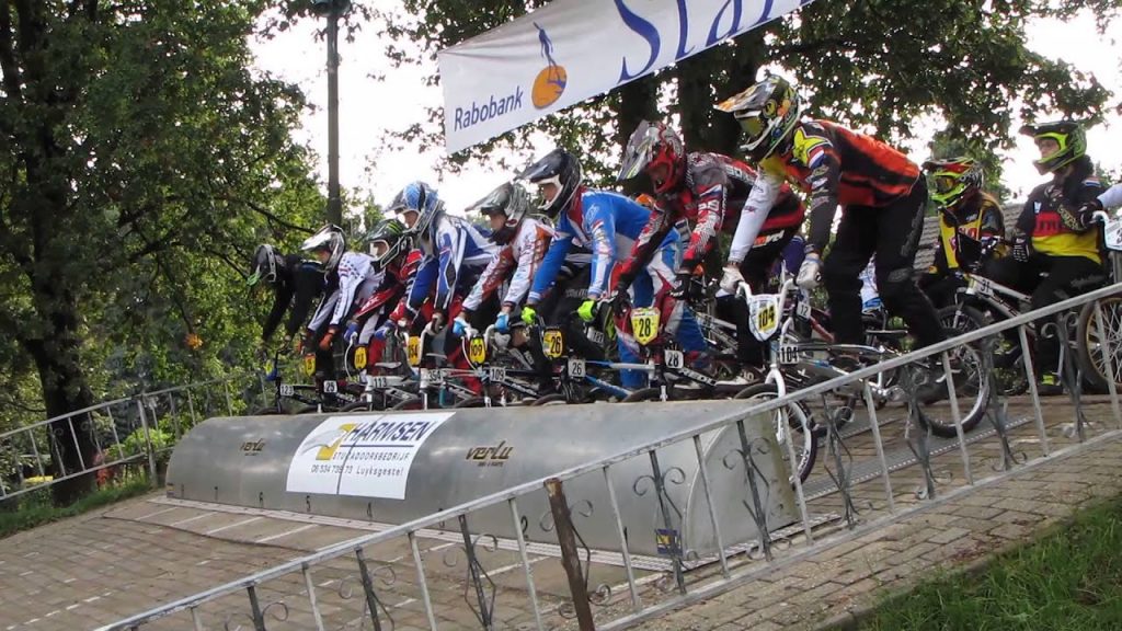 2013 10 12 BMX ZUID KAMPIOENSCHAP Finale race 22 boys 15 16
