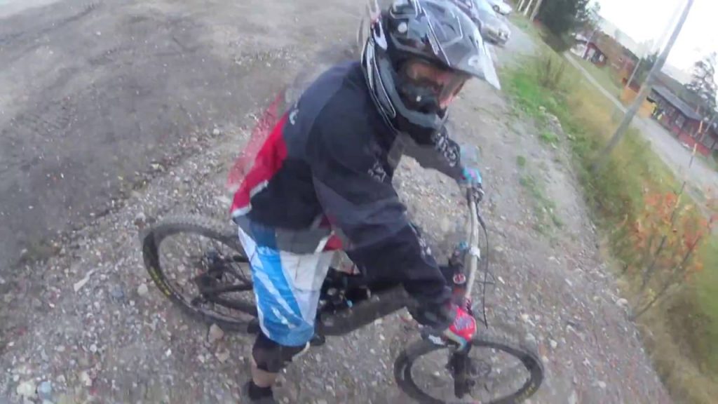 Besöker Brunflo Bike Park