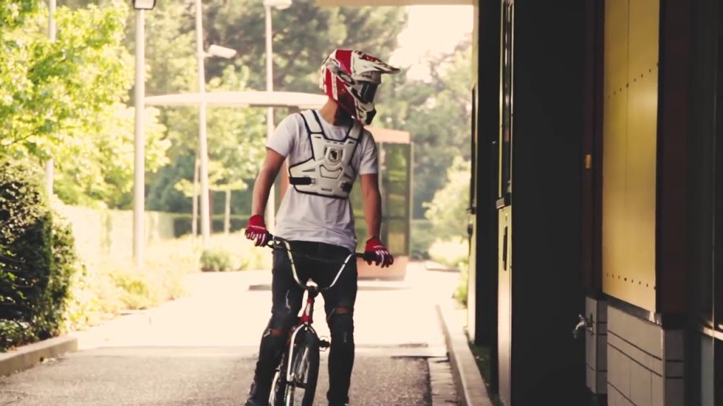 DIRT vs BMX RACE 2 0   Tristan Botteram   Djeronimo Slots