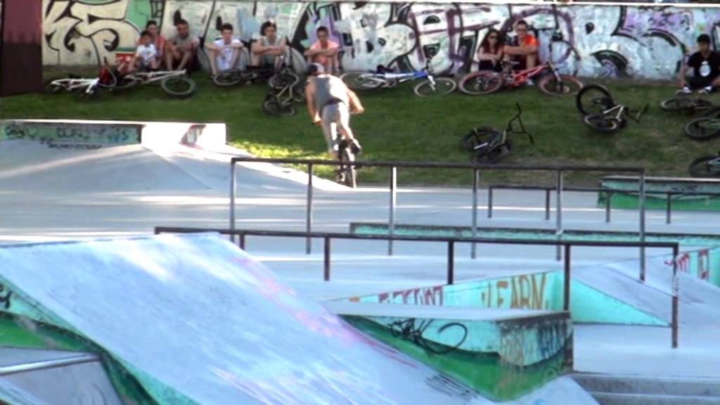 El III Campeonato de BMX 'La Monstruo' se celebró en el Parque de La Chopera