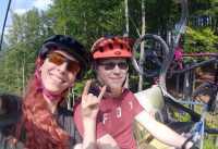 Having fun in the Bikepark Kouty (smol jumps, drops, speed and a crash)