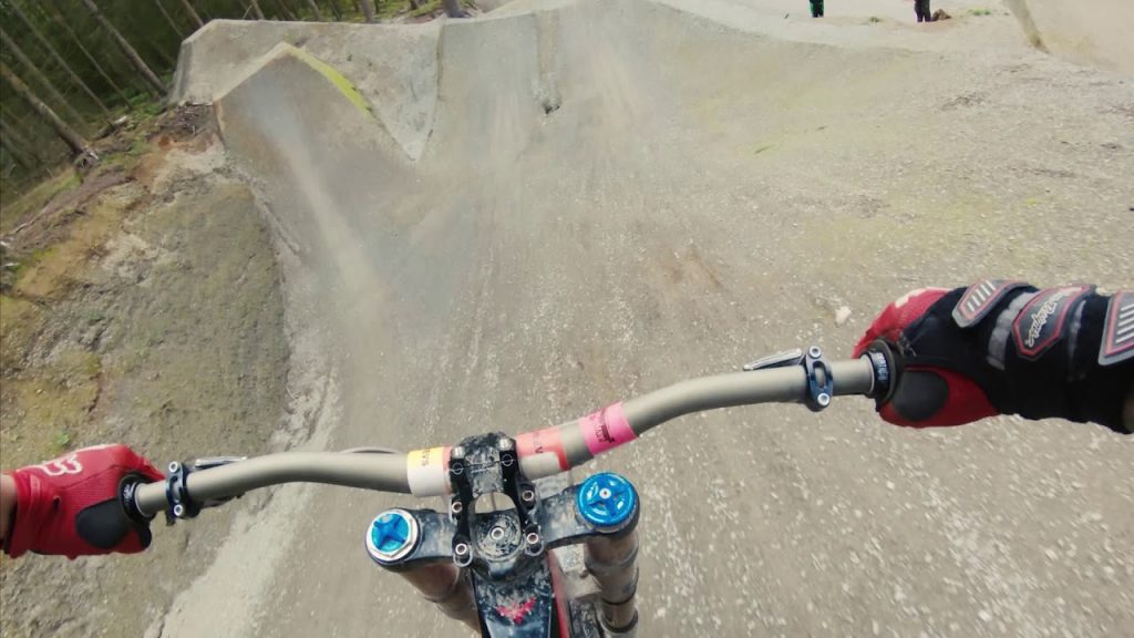 Revolution Bike Park: 50/01 & Vision Line