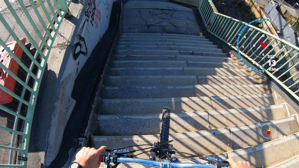 Urban FREERIDE light, with my nice Dartmoor Hornet in Cologne...