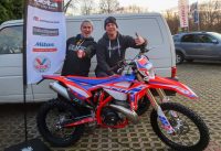 New Bike for #weristTinoWeiser | Weihnachten 2019 | Beta - Olister 94 New Bike for #weristTinoWeiser | Weihnachten 2019 | Beta - Olister 94