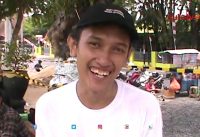 Pecinta BMX Beradu Ketangkasan Pecinta BMX Beradu Ketangkasan