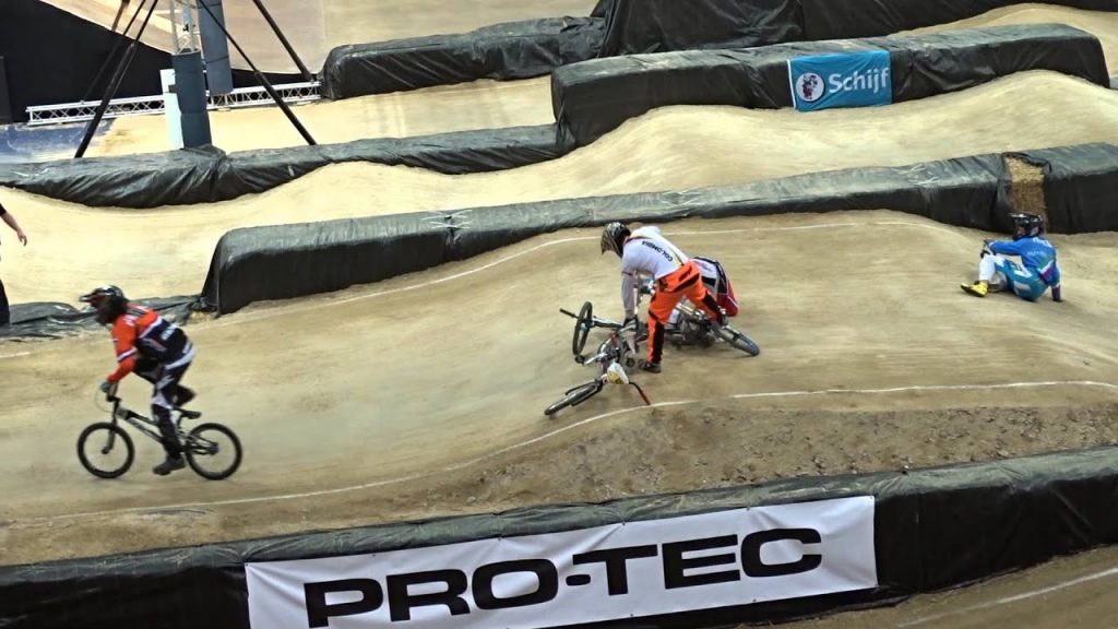 2014 07 24 WK BMX Rtd challenge 12 16 8e finale race 33 Justin Kimmann