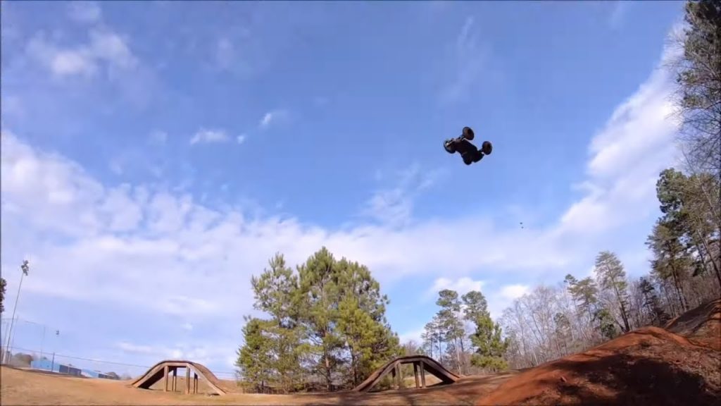 Arrma Outcast 6s "PURPLE" BMX TRACK BLAST! and mixed rig MOON LAUNCHES!