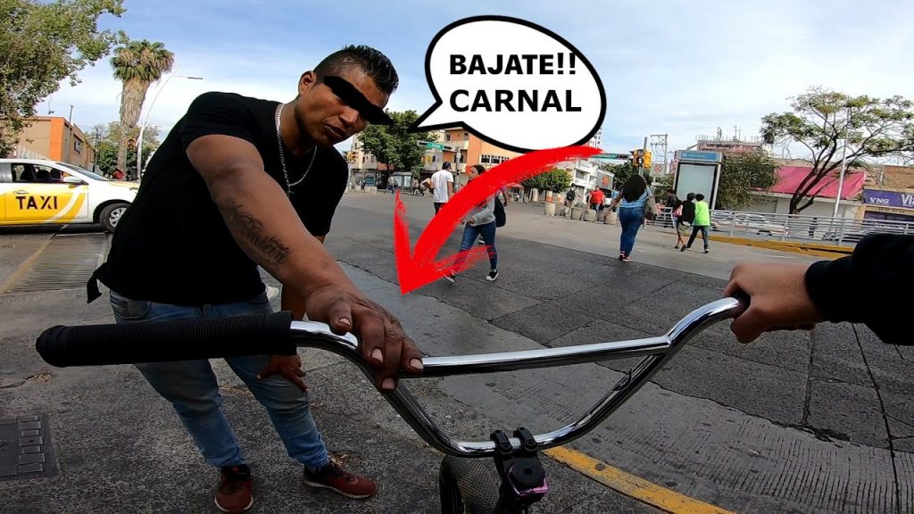 DEJO MI BMX DE $20,000 PESOS EN UN BARRIO PELIGROSO 😱