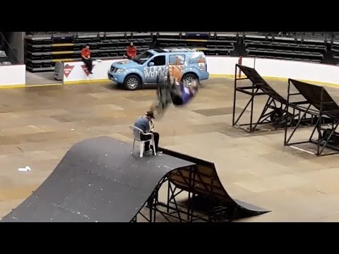 Furchteinflößender BMX Stunt!