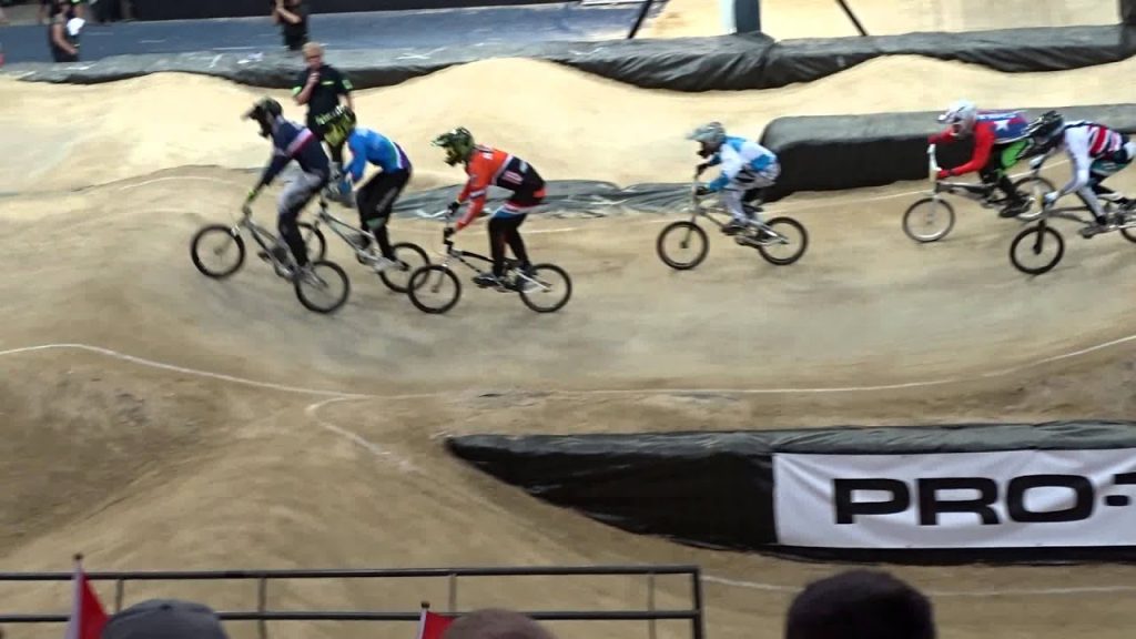 2014 07 24 WK BMX Rtd challenge 12 16 8e finale race 35