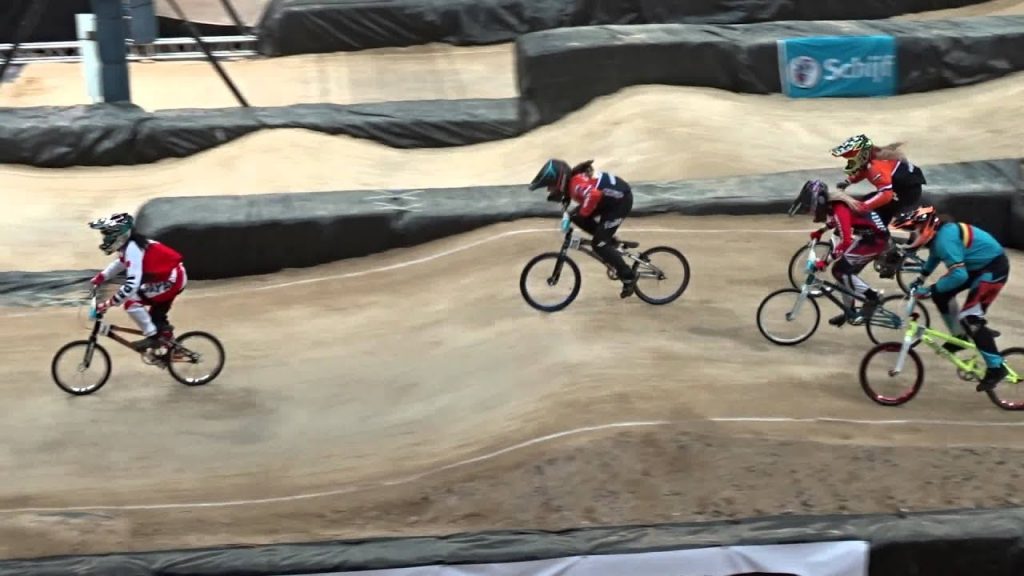 2014 07 24 WK BMX Rtd challenge 12 16 halve finale race 02 Kim