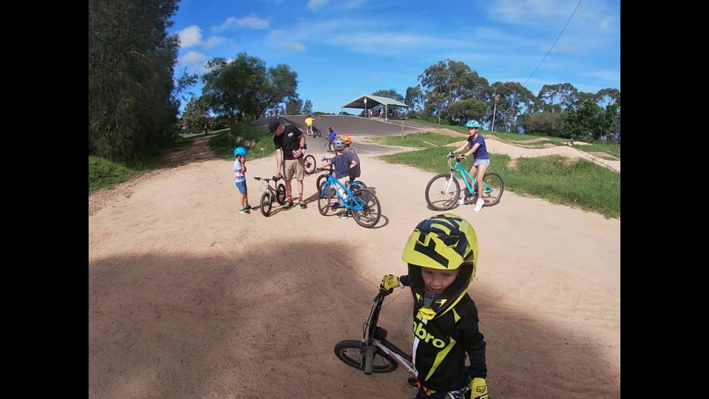 BMX RIDING TERRY HILLS