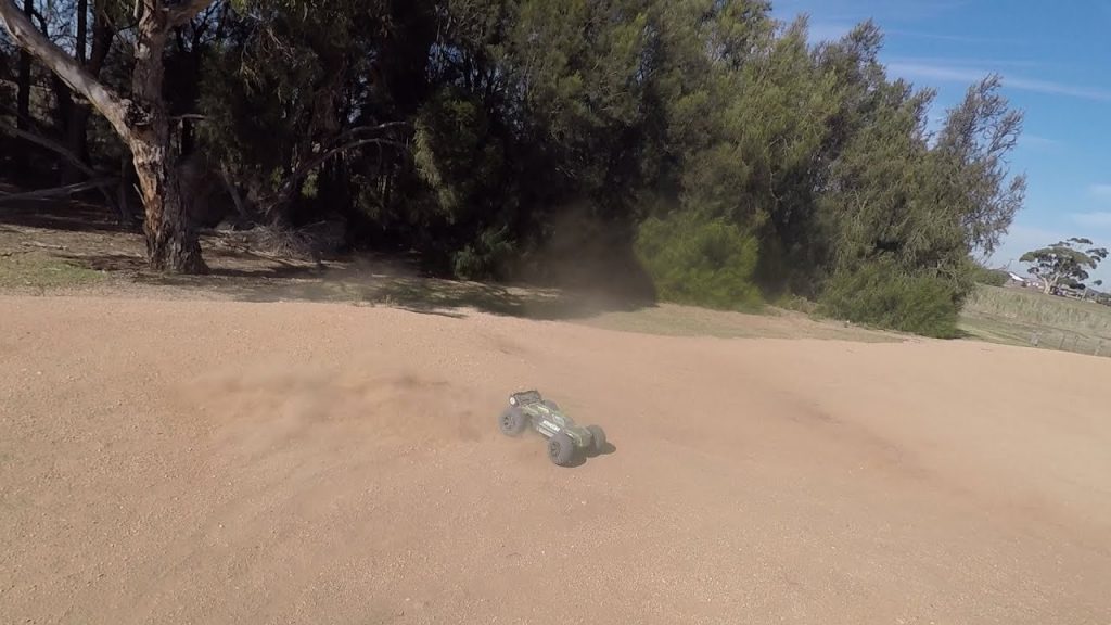 Arrma Kraton | Geelong bmx track bash pt2