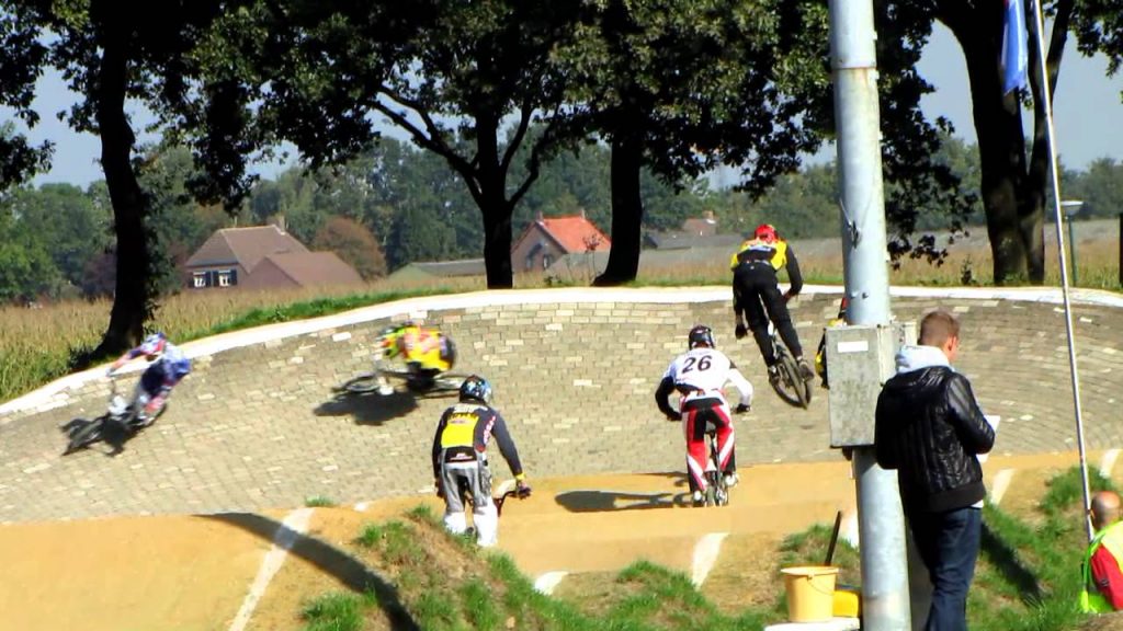 2013 10 12, BMX ZUID KAMPIOENSCHAP diverse sprongen