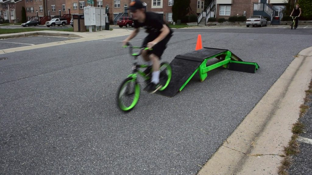 BMX - Lets Jump