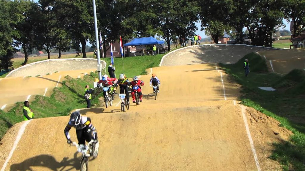 2013 10 12 BMX ZUID KAMPIOENSCHAP 2e manche Anja