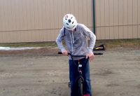 How to do a BMX tire grab How to do a BMX tire grab