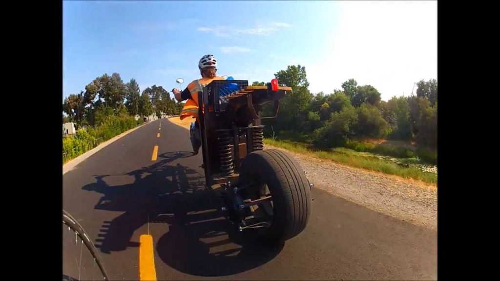 Cat's New Electric Super Cruiser