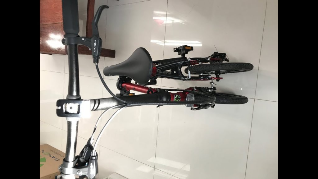 How to Roll Dahon 19 K3 14 inch Folding Bike without Landing Gear