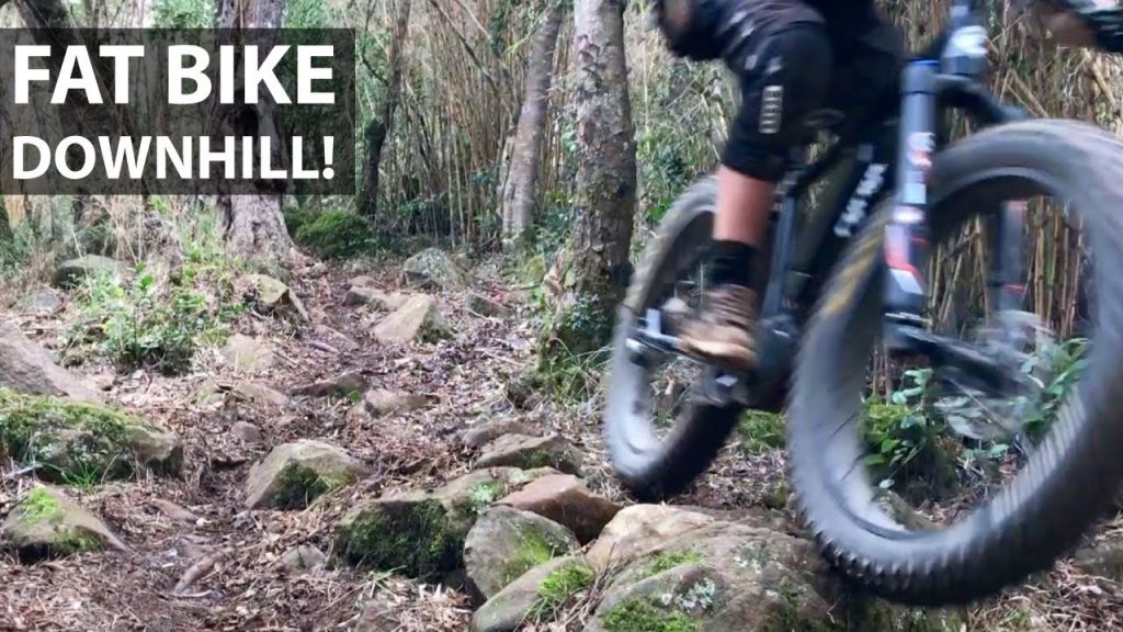 La Mamba Negra! Fat Bike Eléctrica Mid Drive Haciendo Barro en el Downhill!